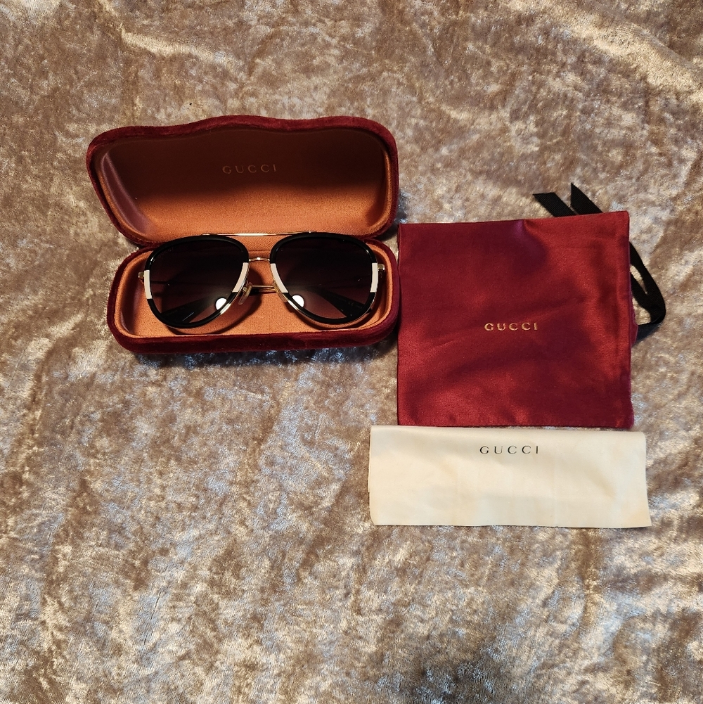 Gucci Black Sunglasses with Red Case